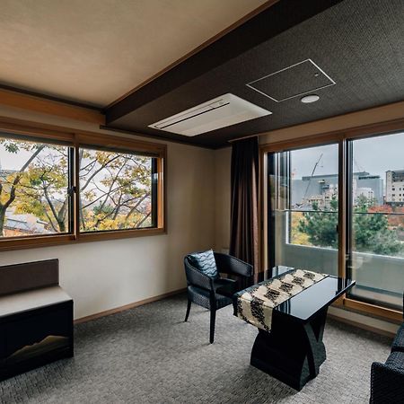 Hotel Alza Kyōto Esterno foto A room at the hotel