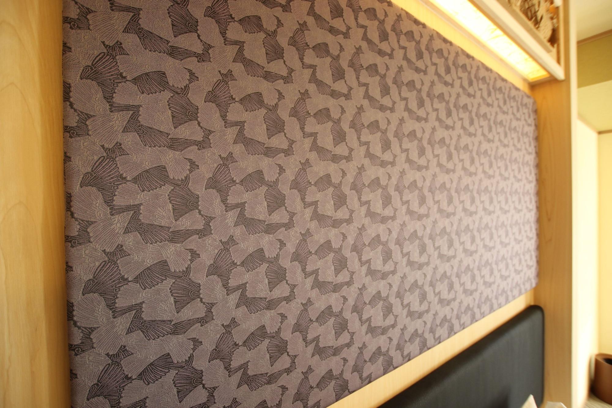 Hotel Alza Kyōto Esterno foto A wall covered with a fabric