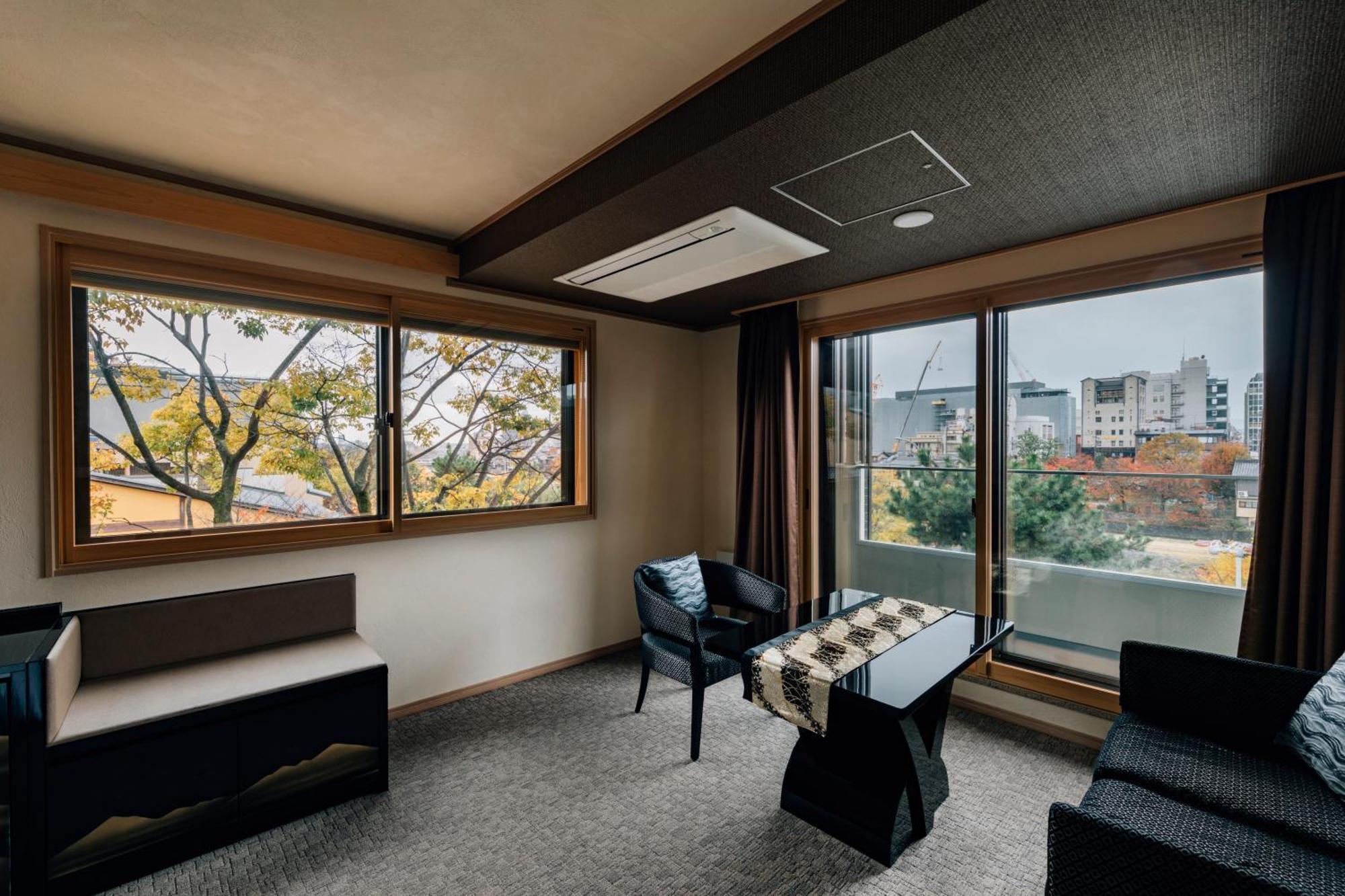 Hotel Alza Kyōto Esterno foto A room at the hotel